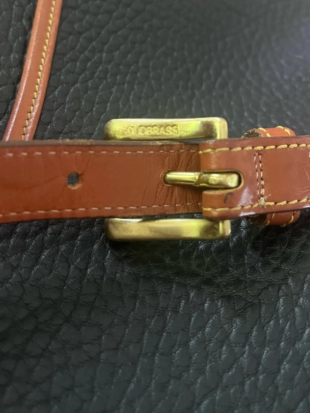 Dooney & Bourke classic dooney